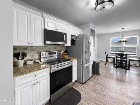 Kitchen - 837 Weldon Rd, Forsyth, GA 31029 photo 1 of 2
