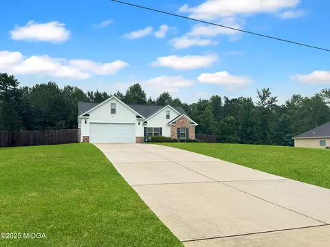 Exterior - 837 Weldon Rd, Forsyth, GA 31029 photo 7 of 7