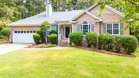 105 Wexford Cir, Macon, GA 31210