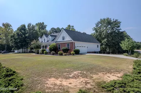 400 Southern Walk Dr, Milledgeville, GA 31061