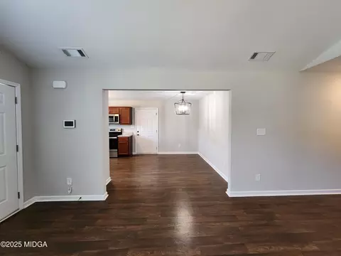 420 Mossy Ln, Gray, GA 31032 photo 4