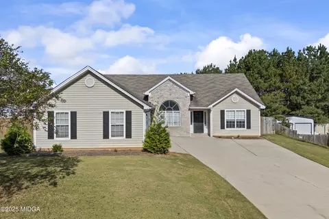 1404 Crystal Brook Ct, Monroe, GA 30655