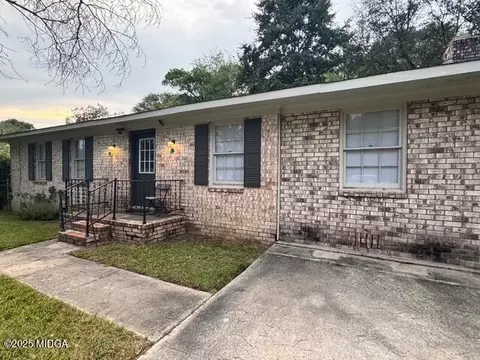 4027 Mickey St, Macon, GA 31206