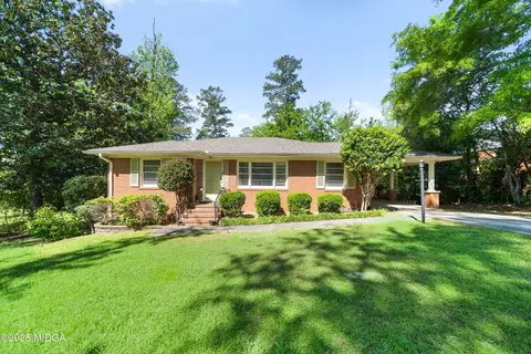 718 Dogwood Cir, Macon, GA 31210