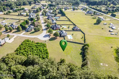 163 Peregrine Dr, Byron, GA 31008