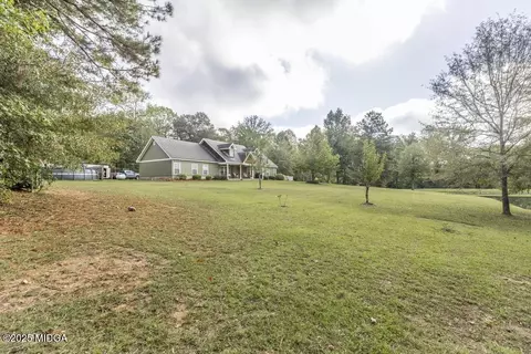 Exterior - 3091 Gray Hwy, Gray, GA 31032 photo 10 of 13