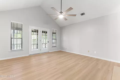 100 Pebblebrook East E, Warner Robins, GA 31088 photo 13