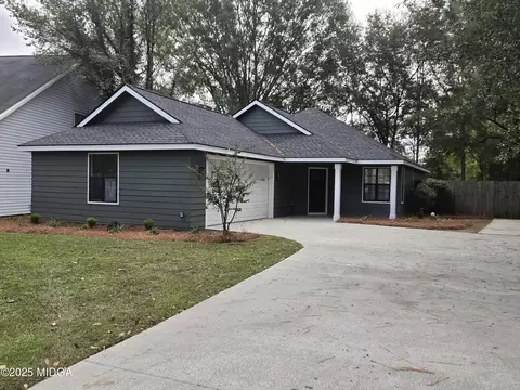 100 Pebblebrook East E, Warner Robins, GA 31088