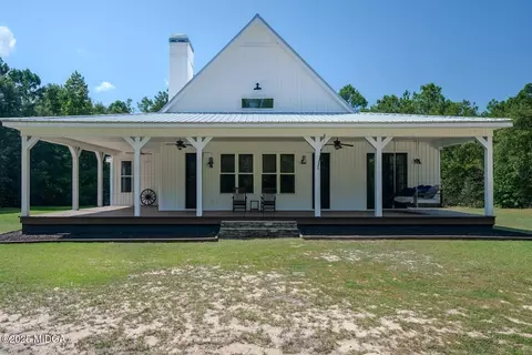 221 Butler Rd SE, Milledgeville, GA 31061