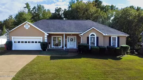 200 N Wesleyan Cir, Macon, GA 31210