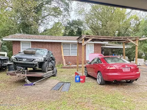 875 Artic Cir, Macon, GA 31217