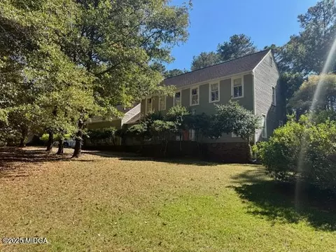 5760 Rivoli Dr, Macon, GA 31210