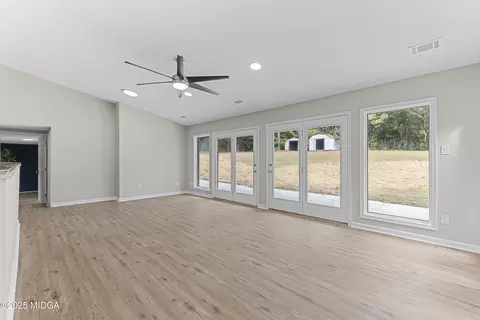 112 Willow Gln, Centerville, GA 31028 photo 9