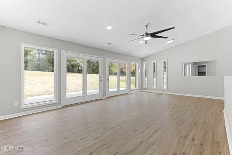 112 Willow Gln, Centerville, GA 31028 photo 12