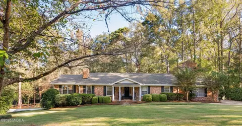 4939 Guerry Dr, Macon, GA 31210