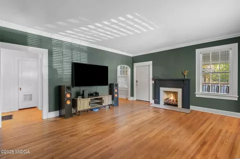 Living - 939 Boulevard, Macon, GA 31211 photo 1 of 2