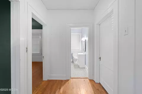 Entry Way - 939 Boulevard, Macon, GA 31211 photo 2 of 2