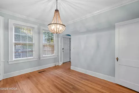Dining - 939 Boulevard, Macon, GA 31211 photo 2 of 2