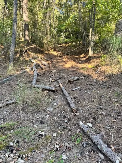 1949 Deerwood Pl, Macon, GA 31211