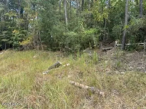 1957 Deerwood Pl, Macon, GA 31211