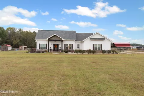 2595 Elko Rd, Elko, GA 31025