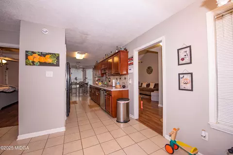 111 Oakridge Dr, Warner Robins, GA 31093 photo 7