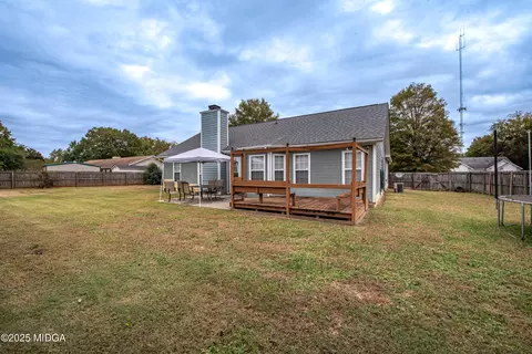 111 Oakridge Dr, Warner Robins, GA 31093 photo 22