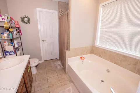 111 Oakridge Dr, Warner Robins, GA 31093 photo 19