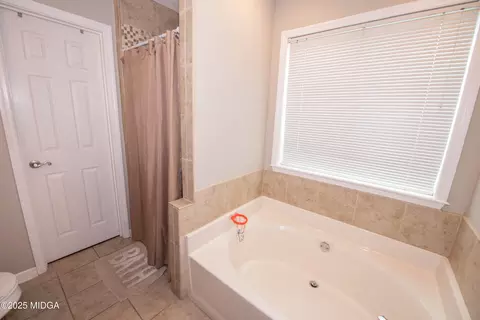 111 Oakridge Dr, Warner Robins, GA 31093 photo 20