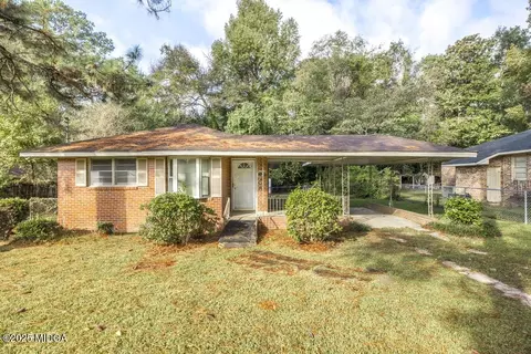 4343 Summerhill Dr, Macon, GA 31204