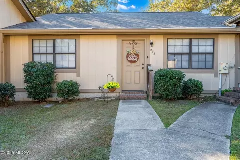 238 Tallulah Trl, Warner Robins, GA 31088