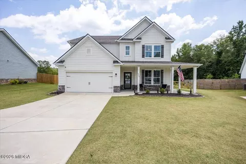 656 Dolly Dr, Forsyth, GA 31029