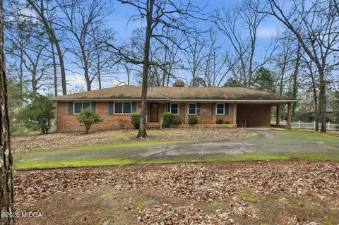 6530 Bevin Dr, Macon, GA 31216