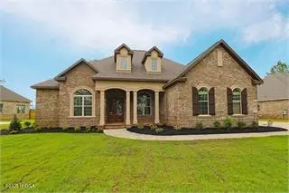 811 Kyler Ln, Bonaire, GA 31005