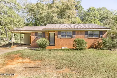 1940 Manson Rd, Macon, GA 31217