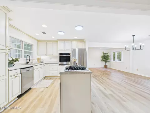 Kitchen - 331 Marjane Dr, Macon, GA 31210 photo 2 of 6