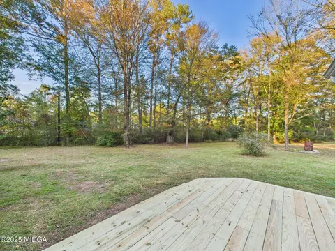 Exterior - 331 Marjane Dr, Macon, GA 31210 photo 4 of 8