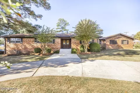 201 Belmont Dr, Warner Robins, GA 31088
