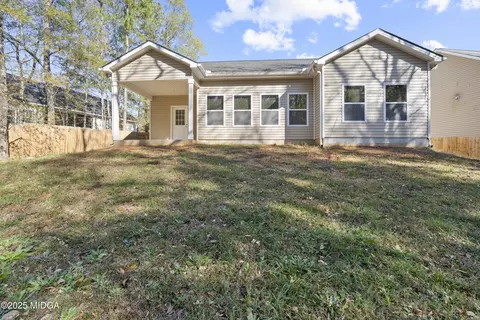Exterior - 357 Cypress Dr, Gray, GA 31032 photo 4 of 7
