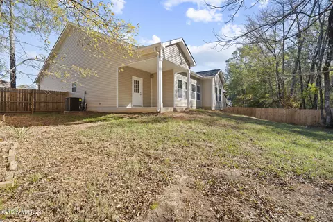 Exterior - 357 Cypress Dr, Gray, GA 31032 photo 6 of 7