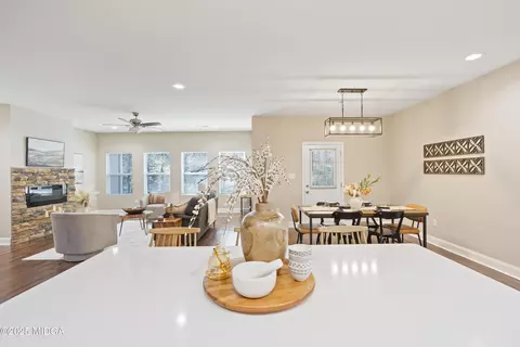 Dining - 357 Cypress Dr, Gray, GA 31032 photo 2 of 6
