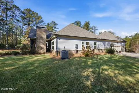 217 Crescent Dr, Forsyth, GA 31029 photo 23