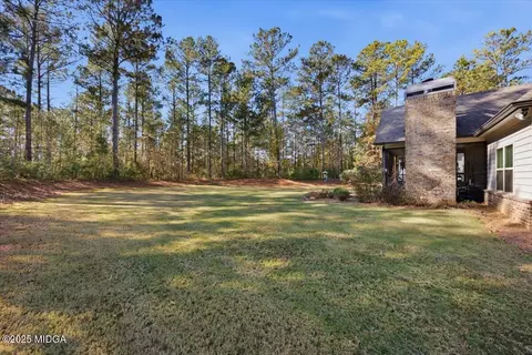 217 Crescent Dr, Forsyth, GA 31029 photo 22