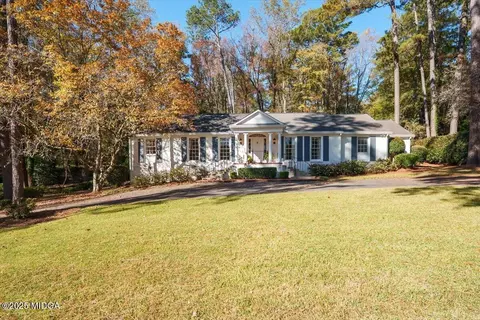 2783 S Hillandale Cir, Macon, GA 31204
