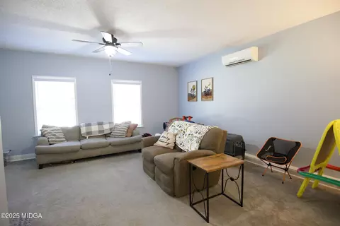 Living - 1205 Morningside Dr, Perry, GA 31069 photo 2 of 2