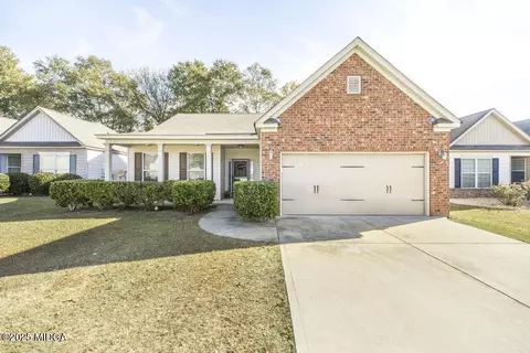 135 Abelia Ln, Byron, GA 31008