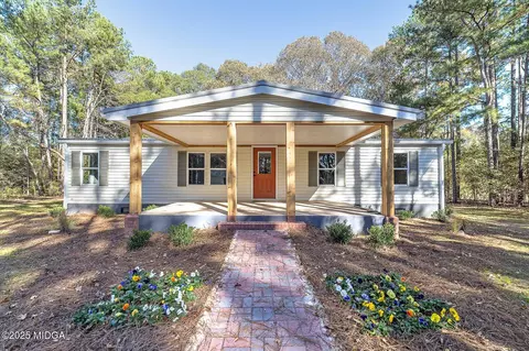 3138 Collier Rd, Forsyth, GA 31029