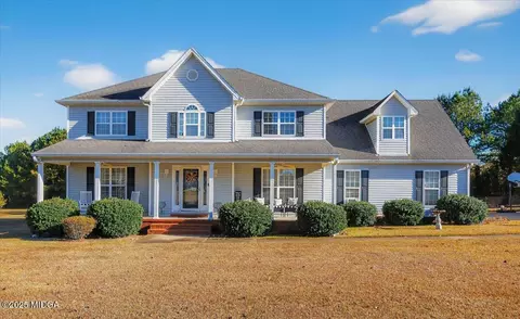 191 Henry Dr, Gray, GA 31032