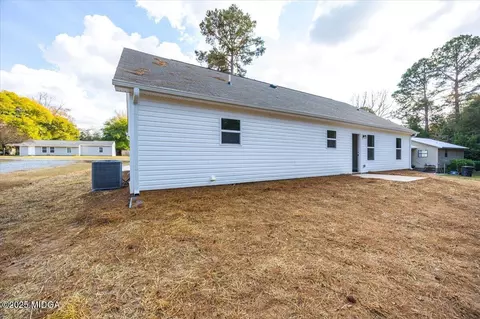 315 Lee St, Perry, GA 31069 photo 24