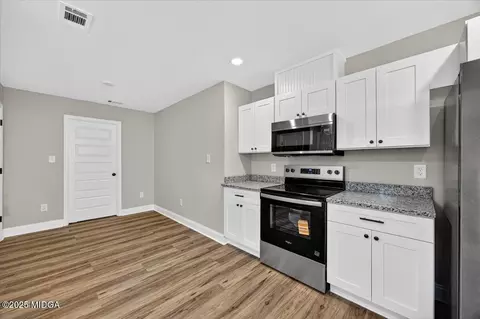 315 Lee St, Perry, GA 31069 photo 8